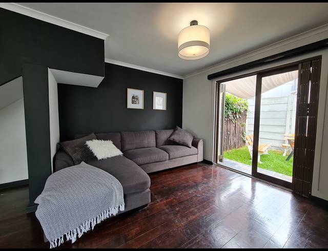 2 BEDROOM TOWNHOUSE FOR SALE IN WEST BEACH